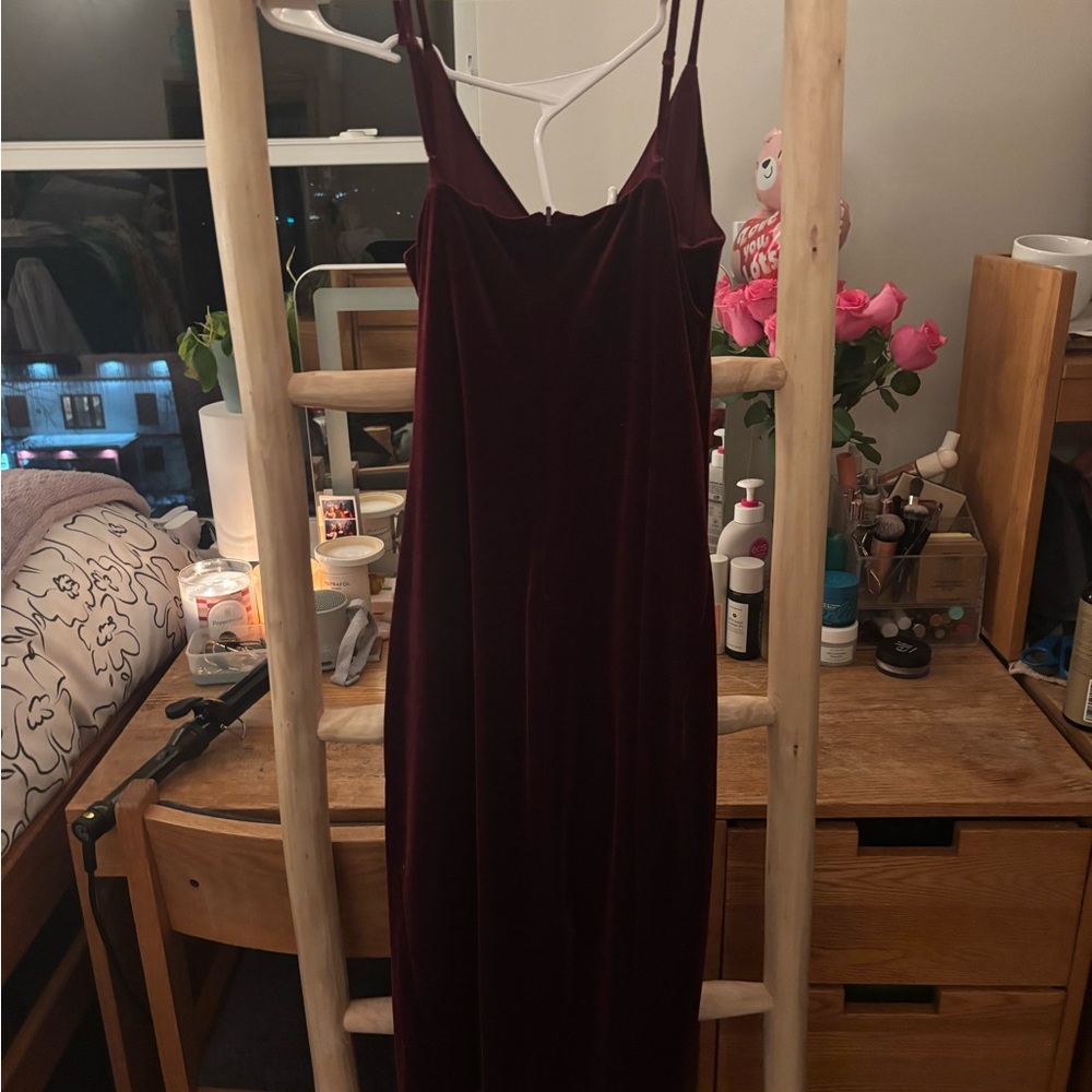 Black Halo Bowery Sheath Maroon View 3